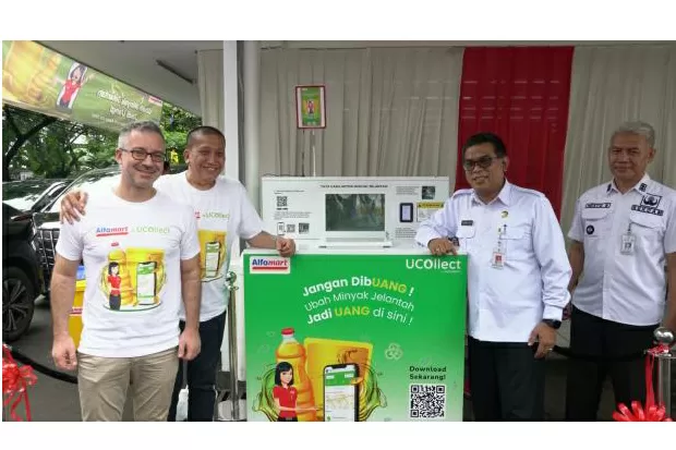 Alfamart Luncurkan Stasiun...