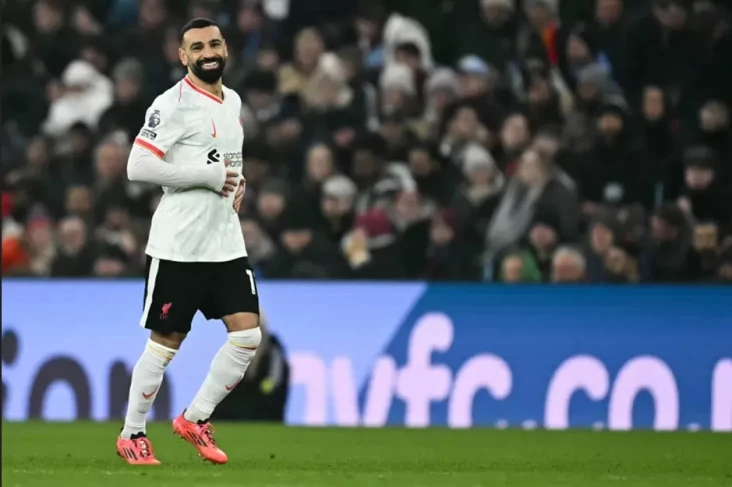 Mohamed Salah Lampaui...