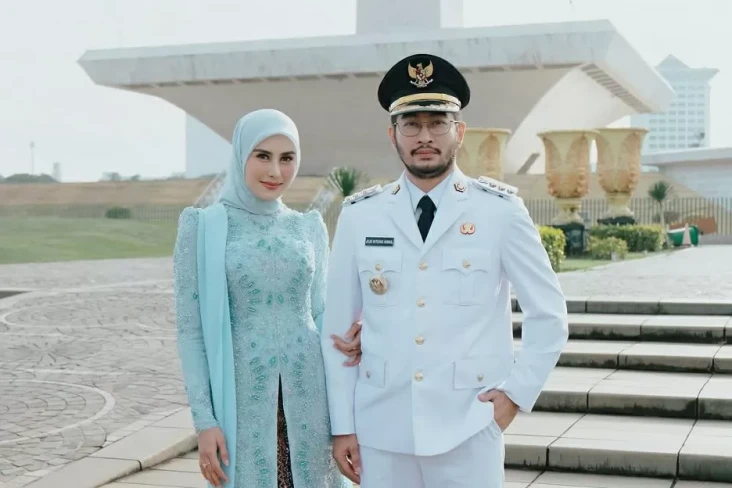 5 Foto Syahnaz Sadiqah...