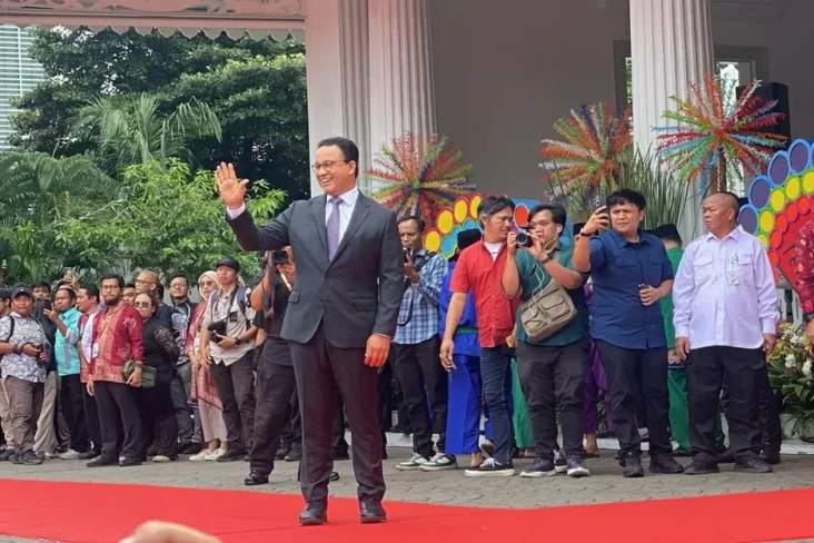 Anies dan Ahok Turut...