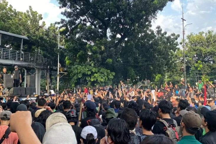 Massa Demo Indonesia...