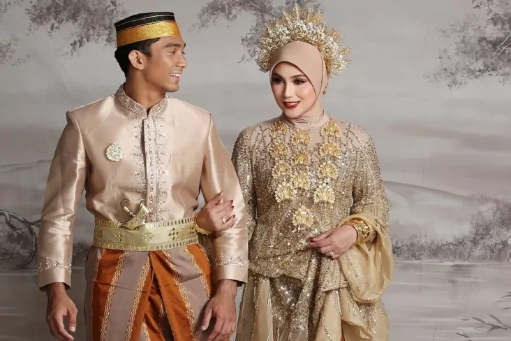Marini Zumarnis Sudah...