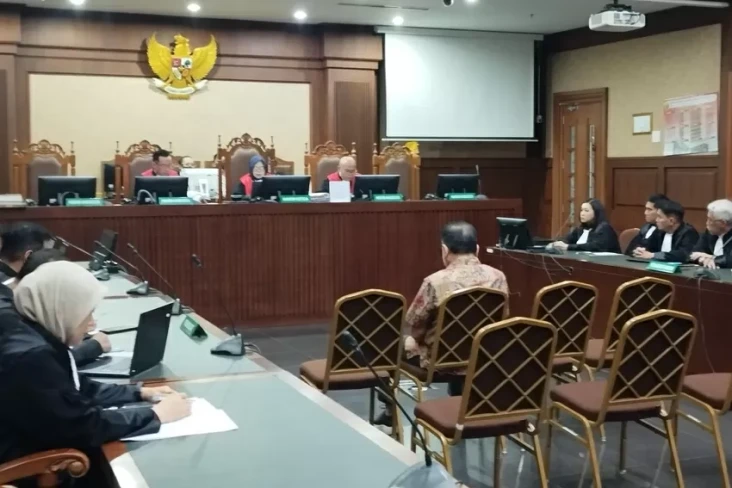 Eksepsi Tak Diterima,...