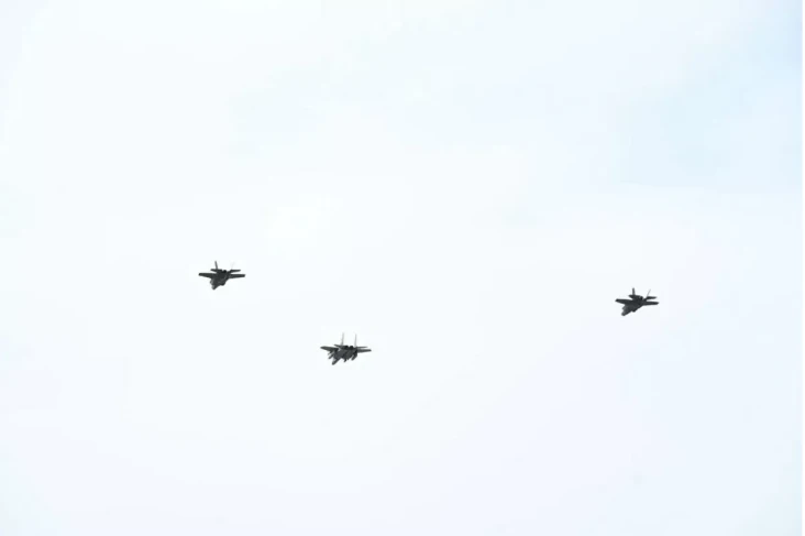 Jet Tempur Israel Bombardir...