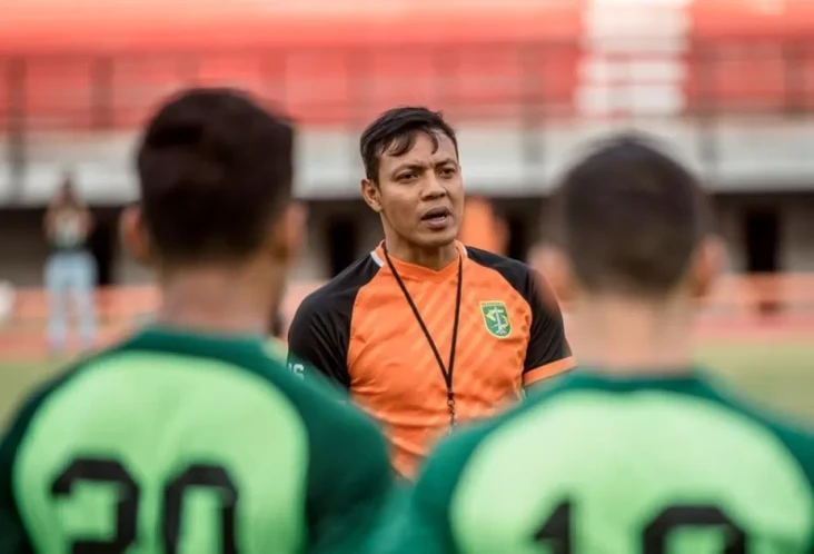Legenda Persebaya Bejo...