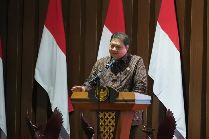 Airlangga Berikan Pembekalan...