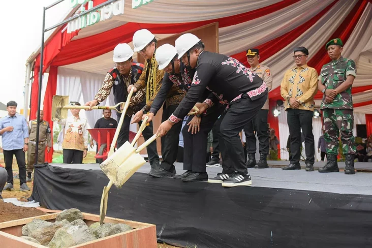 Waskita Karya Garap...