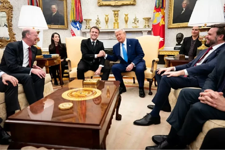 Macron: Perdamaian Tak...