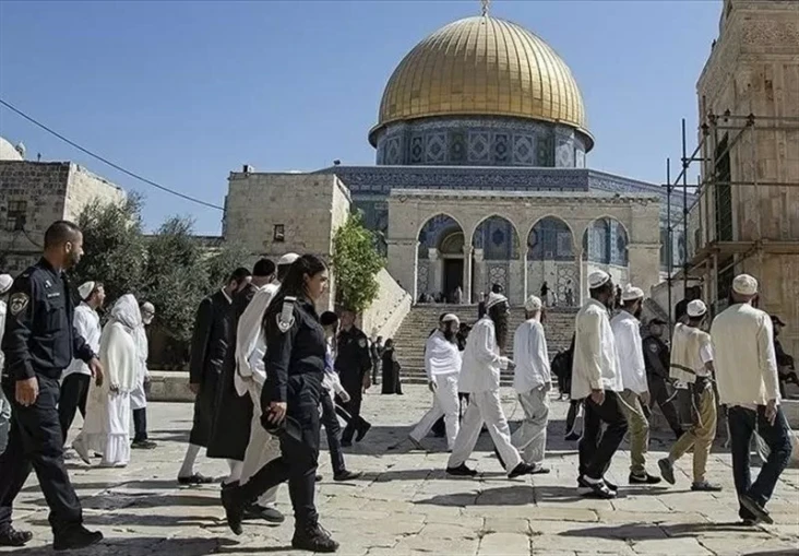 Israel akan Batasi Umat...