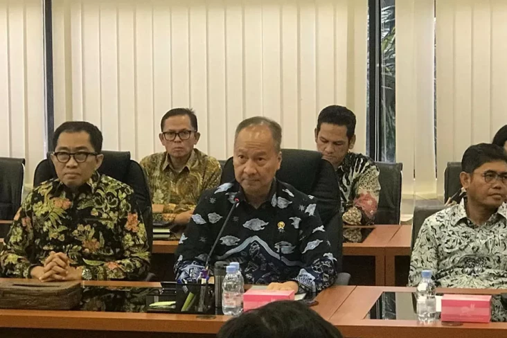Negosiasi Menperin dan...
