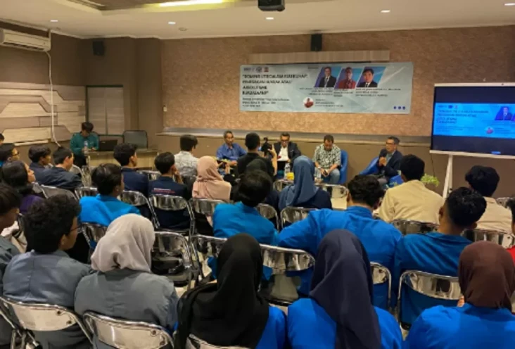 Guru Besar Hukum: Jangan...