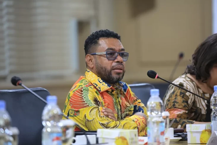 Dana Otsus Kena Efisiensi,...