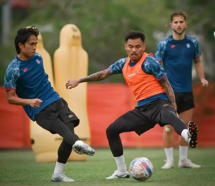 Moncer di Sabah FC,...