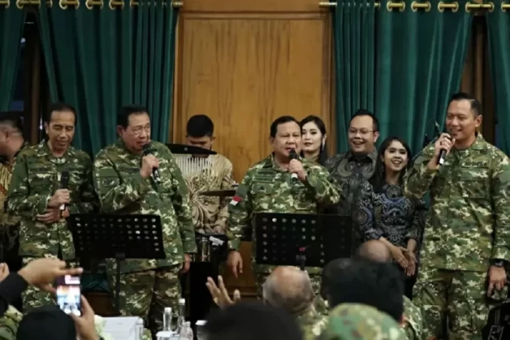 Prabowo Kerap Bersama...