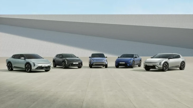 Kia Luncurkan Sedan...