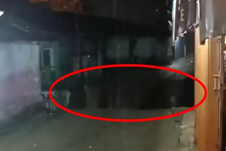Hujan Deras Guyur Kawasan...
