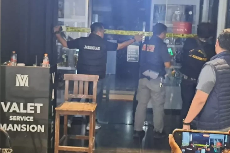 Kasus Striptis di Semarang,...