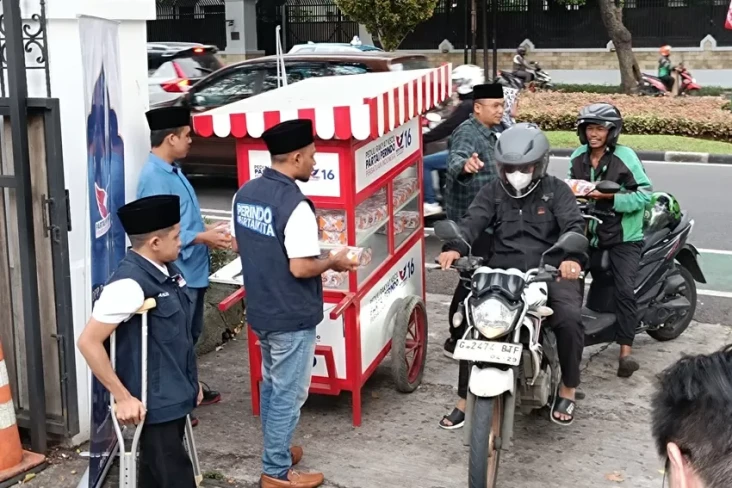 DPP Partai Perindo Bagi-bagi...