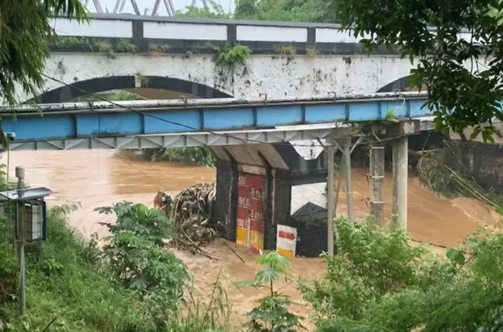 Jakarta Waspada Banjir...