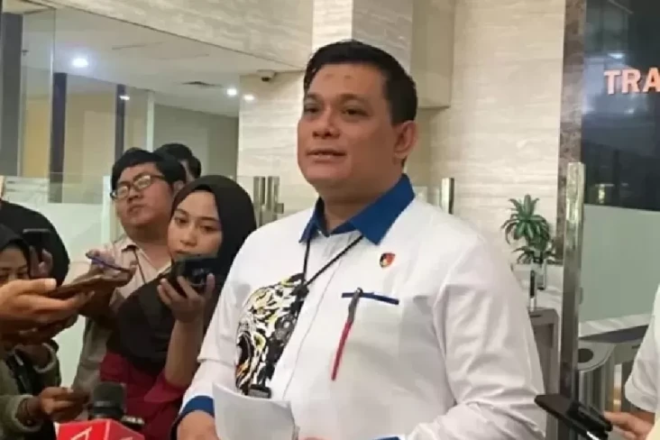 Mantan Pengacara Anak...