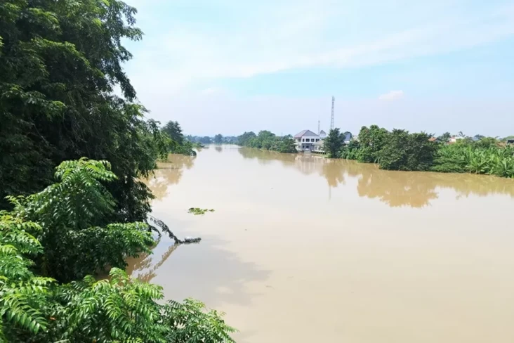 Ketinggian Air Banjir...