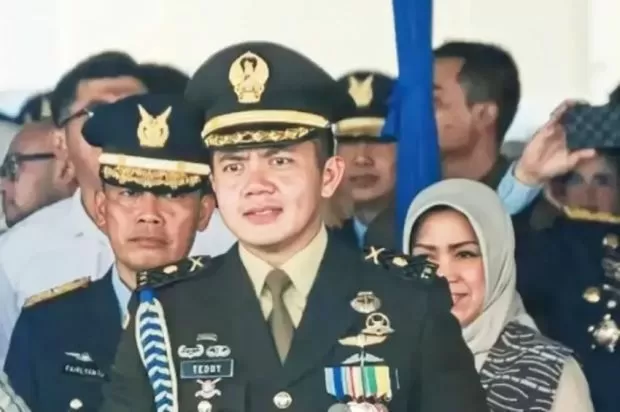 Profil Mayor Teddy Indra...