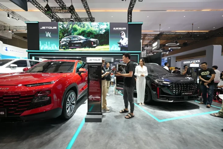 Pabrikan Mobil China...