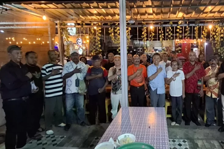 Ketum Ikatan Keluarga...
