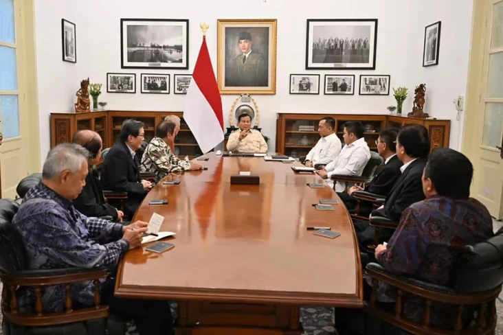 Prabowo Kumpulkan 8...