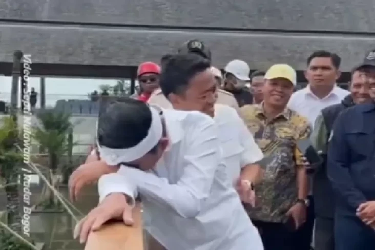 Dedi Mulyadi Menangis...