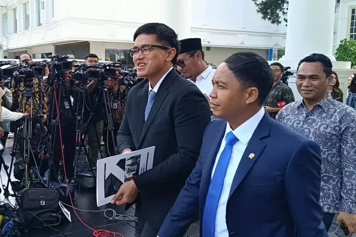 DPR Minta Menhut Raja...