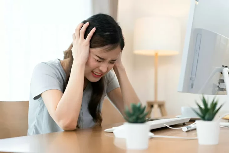 Cegah Migrain saat Puasa,...
