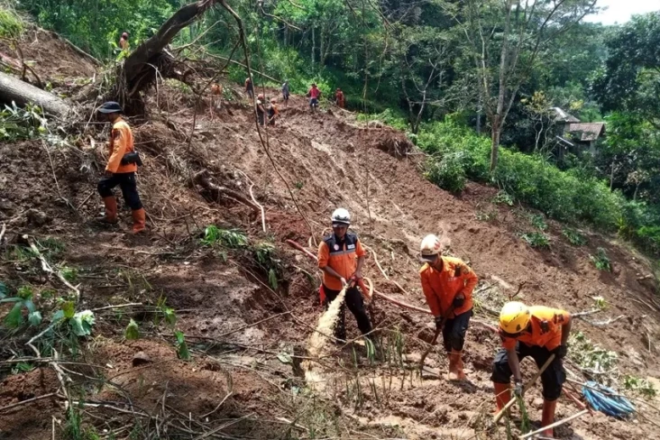 Update Banjir dan Longsor...