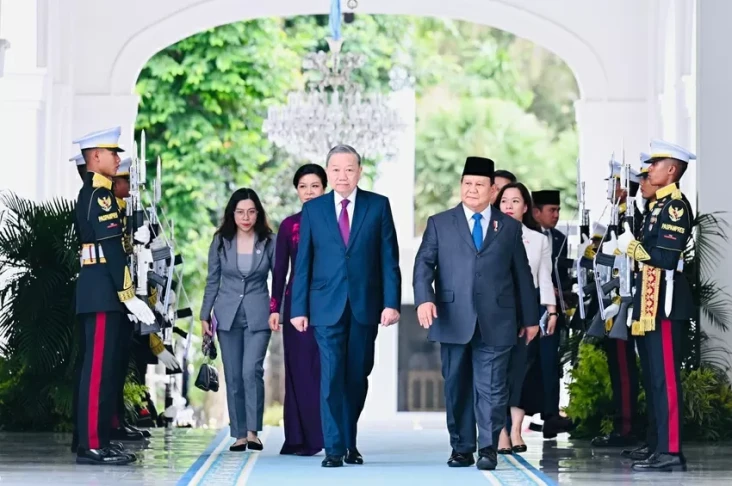 Prabowo Bakal ke Hanoi...