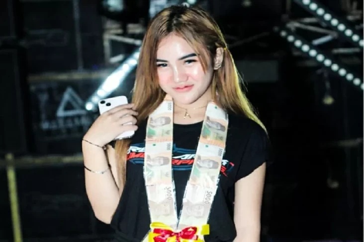 Profil dan Biodata Icha...