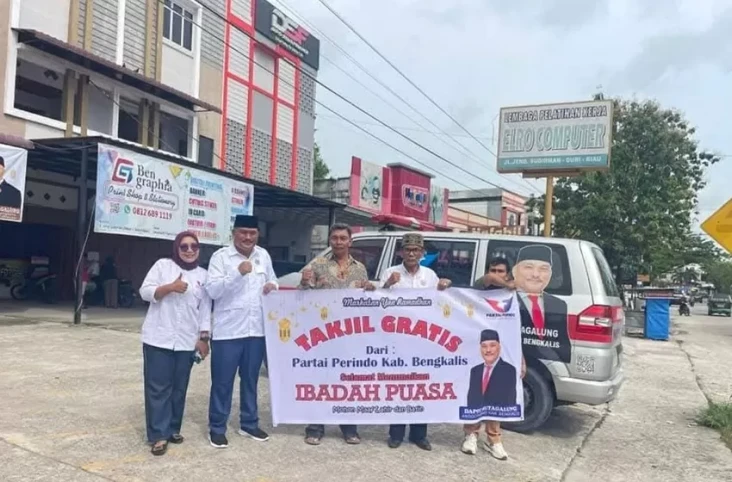 Semangat Berbagi di...