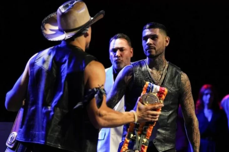 Rusuh! Teofimo Lopez...
