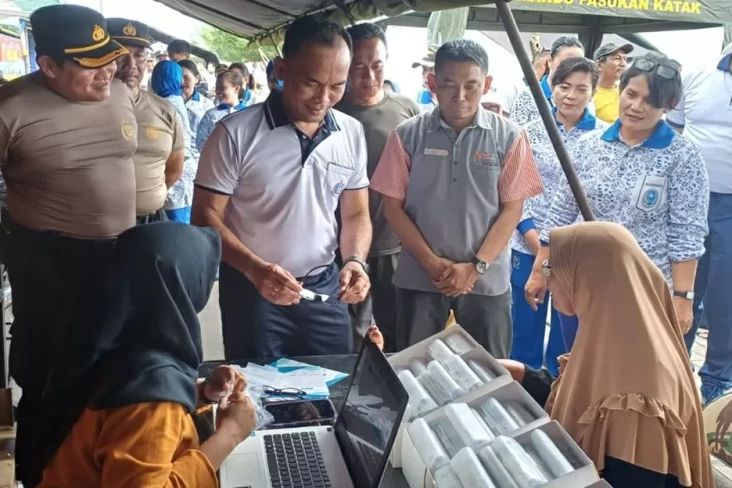 Peringati HUT ke-63,...
