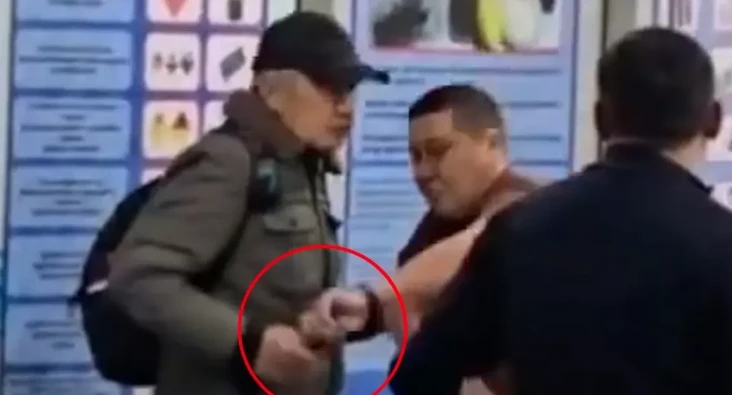 Mantan Petinju Kazakhstan...