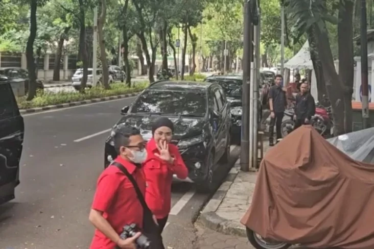 Ramai-ramai Anggota...