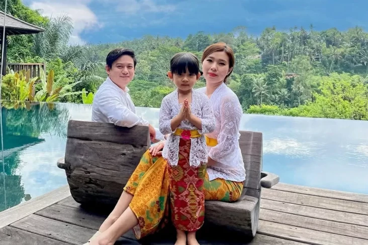 3 Foto Bahagia Bobon...