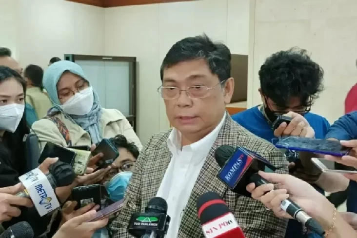 Revisi UU TNI Dibahas...
