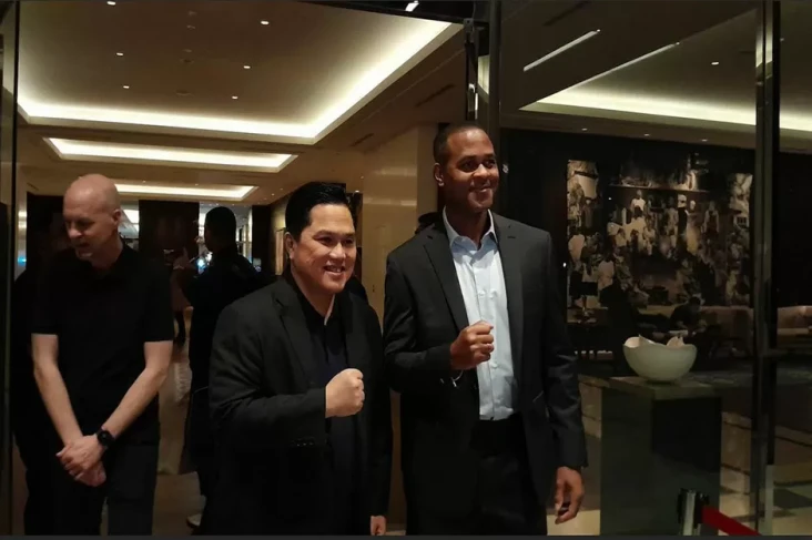 Senyum Optimistis Patrick...