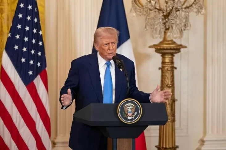 Trump Berlakukan Alien...