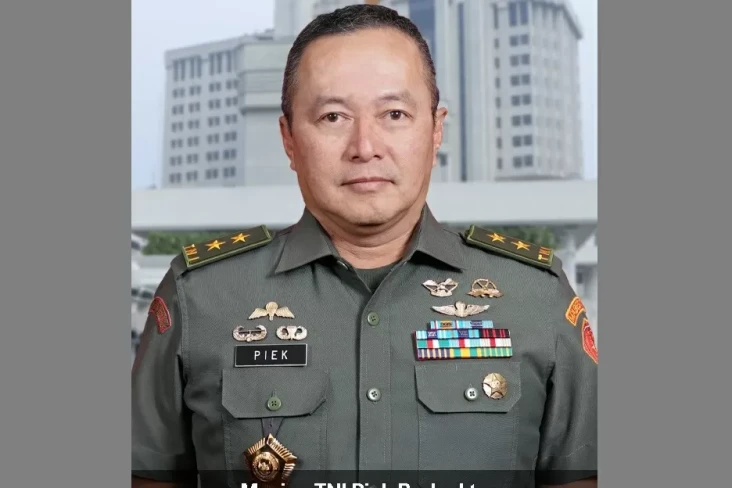 Profil Mayjen TNI Piek...