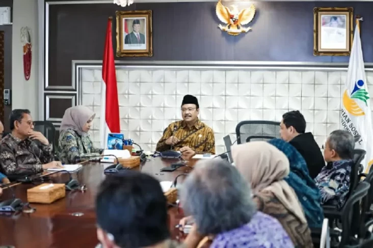 10 Tokoh Diusulkan Jadi...