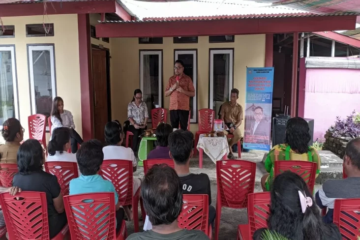 Reses di 2 Lokasi, Anggota...