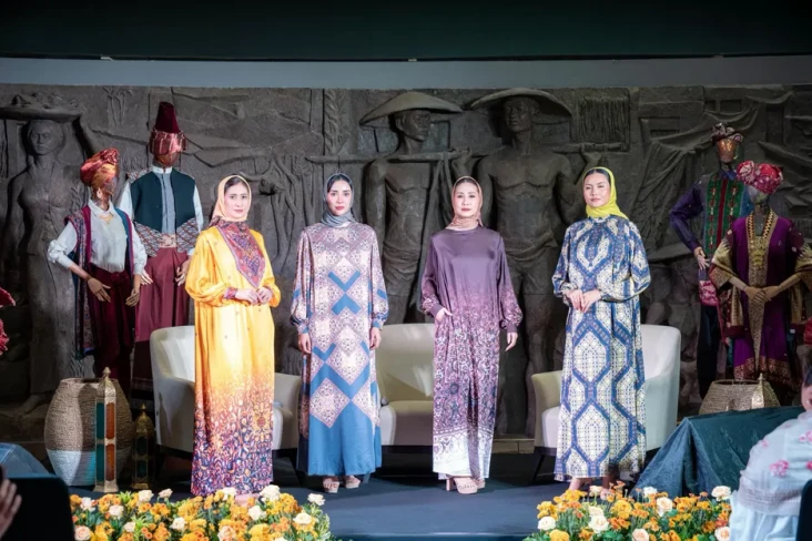 Bulan Suci di Sarinah:...