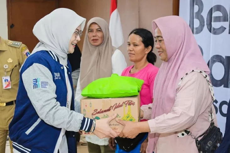 Berbagi Kebahagiaan,...