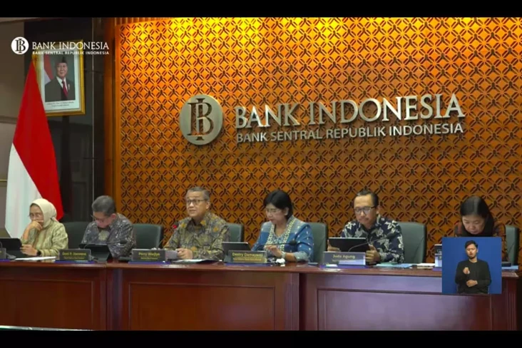 Tok, BI Tahan Suku Bunga...